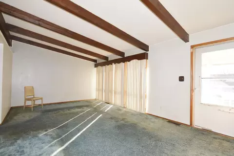 Living - 542 Rosewood Ave, Springfield, OH 45506 photo 1 of 5