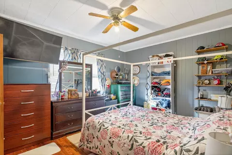 Bedroom - 1607 W Wayne St, Lima, OH 45805 photo 1 of 3