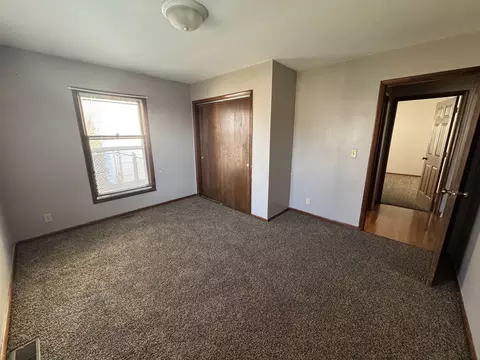 905 N Walnut St, Celina, OH 45822 photo 12