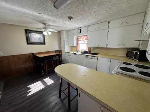 905 N Walnut St, Celina, OH 45822 photo 9