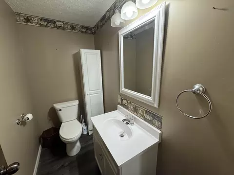 905 N Walnut St, Celina, OH 45822 photo 16