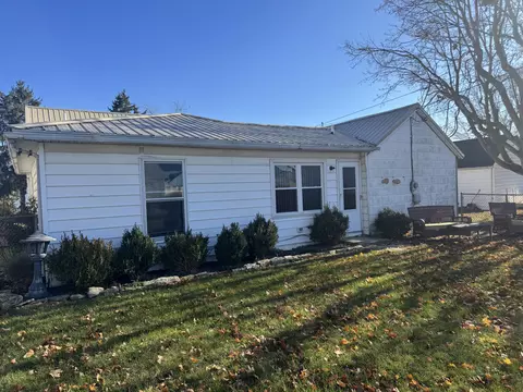 905 N Walnut St, Celina, OH 45822 photo 4