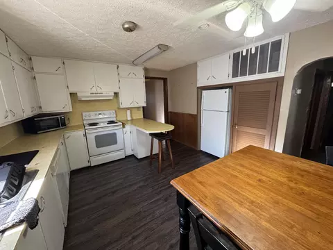 905 N Walnut St, Celina, OH 45822 photo 8