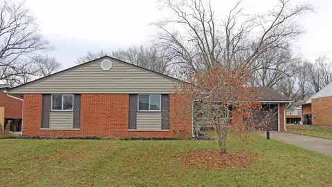 1245 Severs Dr, Piqua, OH 45356