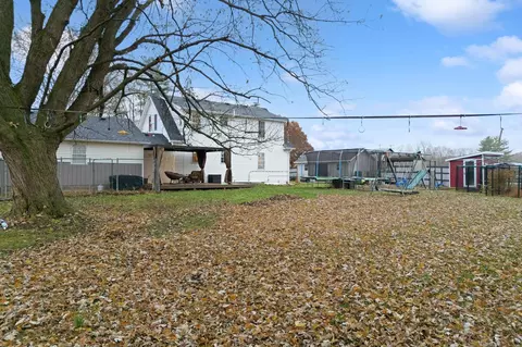 Exterior - 4455 Derr Rd, Springfield, OH 45503 photo 6 of 11