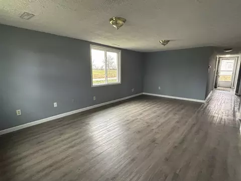 9781 Maple St, Lakeview, OH 43331 photo 3