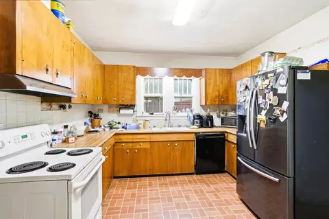 Kitchen - 4638 W National Rd, Springfield, OH 45504 photo 1 of 3