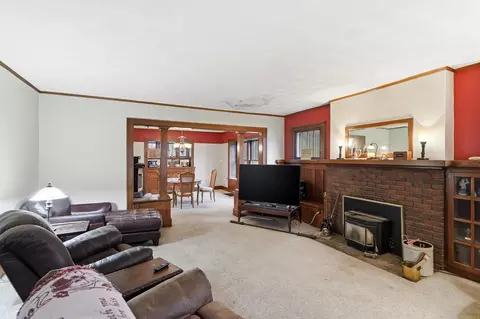 Living - 4638 W National Rd, Springfield, OH 45504 photo 1 of 3