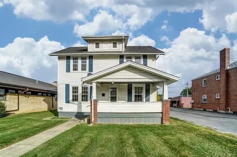 Exterior - 1810 N Limestone St, Springfield, OH 45503 photo 2 of 14