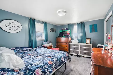 Bedroom - 1731 Elaina Dr, Springfield, OH 45503 photo 1 of 9