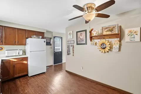 Entry Way - 1731 Elaina Dr, Springfield, OH 45503 photo 1 of 1