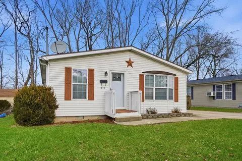 Exterior - 1810 Summit St, Springfield, OH 45503 photo 2 of 5