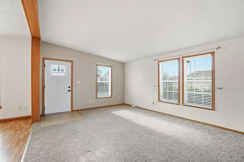 Living - 1810 Summit St, Springfield, OH 45503 photo 1 of 6