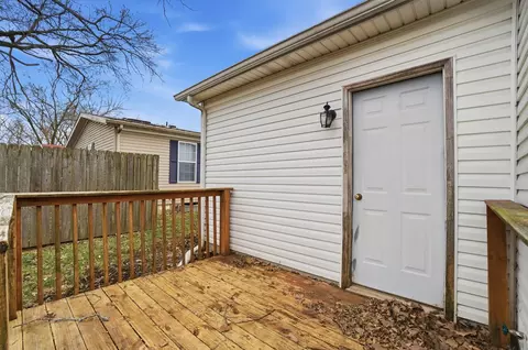 Exterior - 1810 Summit St, Springfield, OH 45503 photo 4 of 5