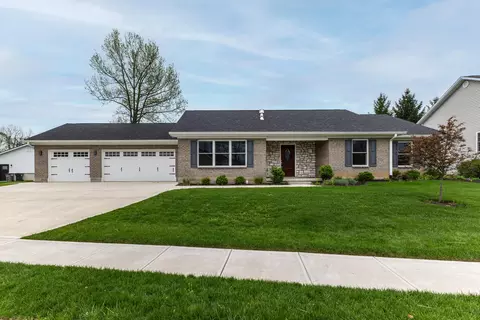 920 Old Nursery Trl, Troy, OH 45373