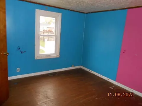 Bedroom - 808 W Logan St, Celina, OH 45822 photo 1 of 2