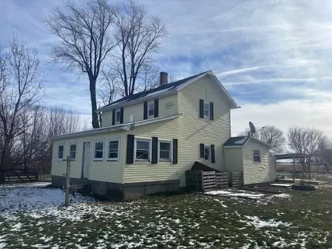 10877 Christiansburg Jackson Rd, Saint Paris, OH 43072