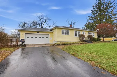 419 Candace Dr, Springfield, OH 45504 photo 2