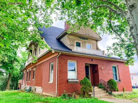 134 N Front St, Saint Marys, OH 45885