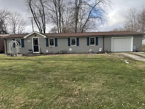126 Bowersock Ave, Saint Paris, OH 43072