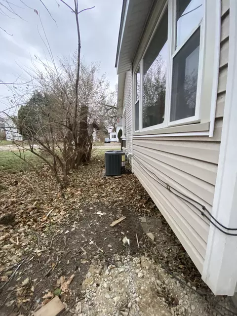 Exterior - 310 E Third St, Springfield, OH 45503 photo 8 of 8
