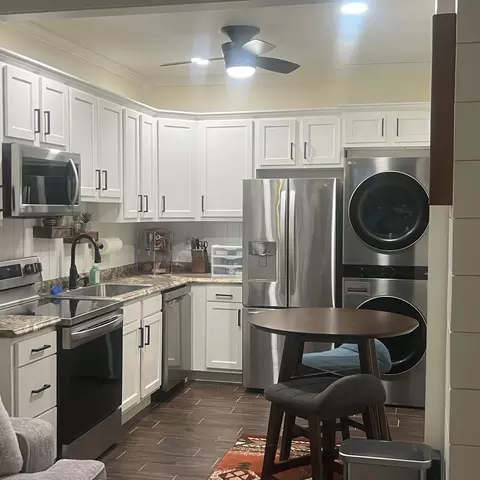 Kitchen - 1621 Morgan St, Springfield, OH 45503 photo 1 of 4