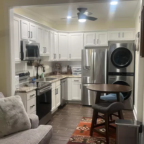 Kitchen - 1621 Morgan St, Springfield, OH 45503 photo 2 of 4