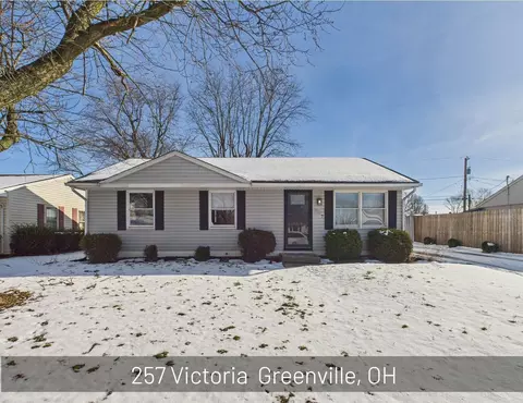 257 Victoria Dr, Greenville, OH 45331