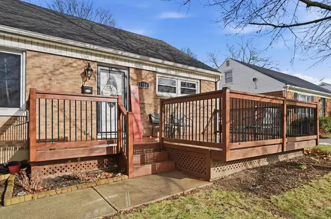 Exterior - 1910 Delmar Dr, Springfield, OH 45503 photo 3 of 15