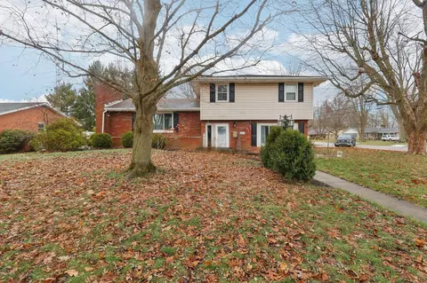 26 Meadowlawn Dr, Arcanum, OH 45304