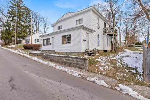 323 S Park St, Bellefontaine, OH 43311