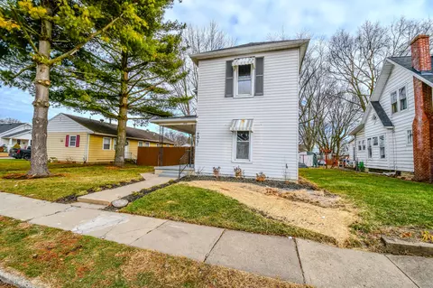 703 Leonard St, Piqua, OH 45356