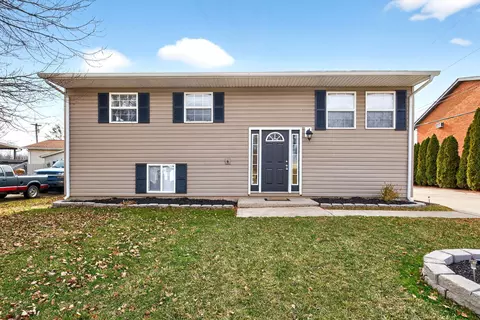 1729 Hocker Ave, New Carlisle, OH 45344