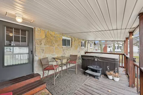 Exterior - 226 Larchmont Ave, Springfield, OH 45503 photo 6 of 13