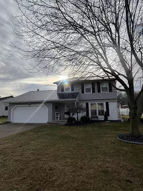 1819 Cheshire Dr, Saint Marys, OH 45885