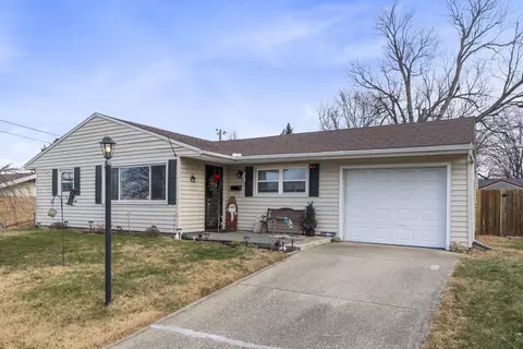 1222 Hemlock Dr, Fairborn, OH 45324