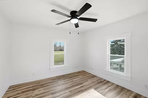 Bedroom - 273 S Clairmont Ave, Springfield, OH 45505 photo 5 of 6