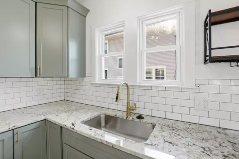 Kitchen - 273 S Clairmont Ave, Springfield, OH 45505 photo 3 of 3