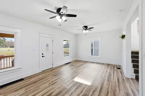 Living - 273 S Clairmont Ave, Springfield, OH 45505 photo 1 of 3