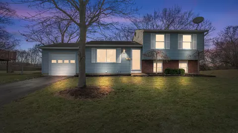 119 Walden Farm Cir, Englewood, OH 45322