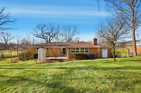 Exterior - 2746 Northbourne Dr, Springfield, OH 45506 photo 7 of 13