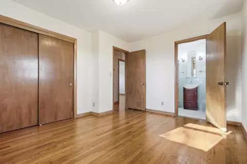 Bedroom - 2746 Northbourne Dr, Springfield, OH 45506 photo 2 of 6