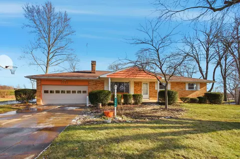 Exterior - 2746 Northbourne Dr, Springfield, OH 45506 photo 3 of 13