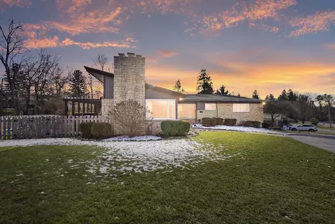 709 W Home Rd, Springfield, OH 45504