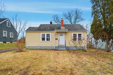 Exterior - 1213 Driscoll Ave, Springfield, OH 45506 photo 3 of 7