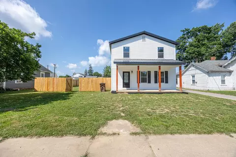 Exterior - 107 N Boggs St, De Graff, OH 43318 photo 2 of 7