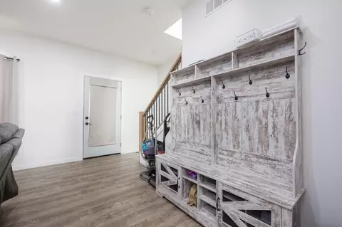 Entry Way - 107 N Boggs St, De Graff, OH 43318 photo 1 of 6