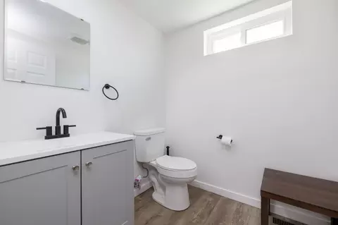 Bath - 107 N Boggs St, De Graff, OH 43318 photo 3 of 3
