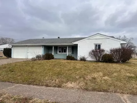 1001 Langdale Ave, New Carlisle, OH 45344