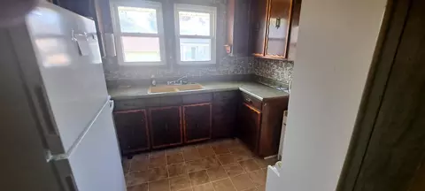 Kitchen - 1009 Elm St, Springfield, OH 45503 photo 1 of 1